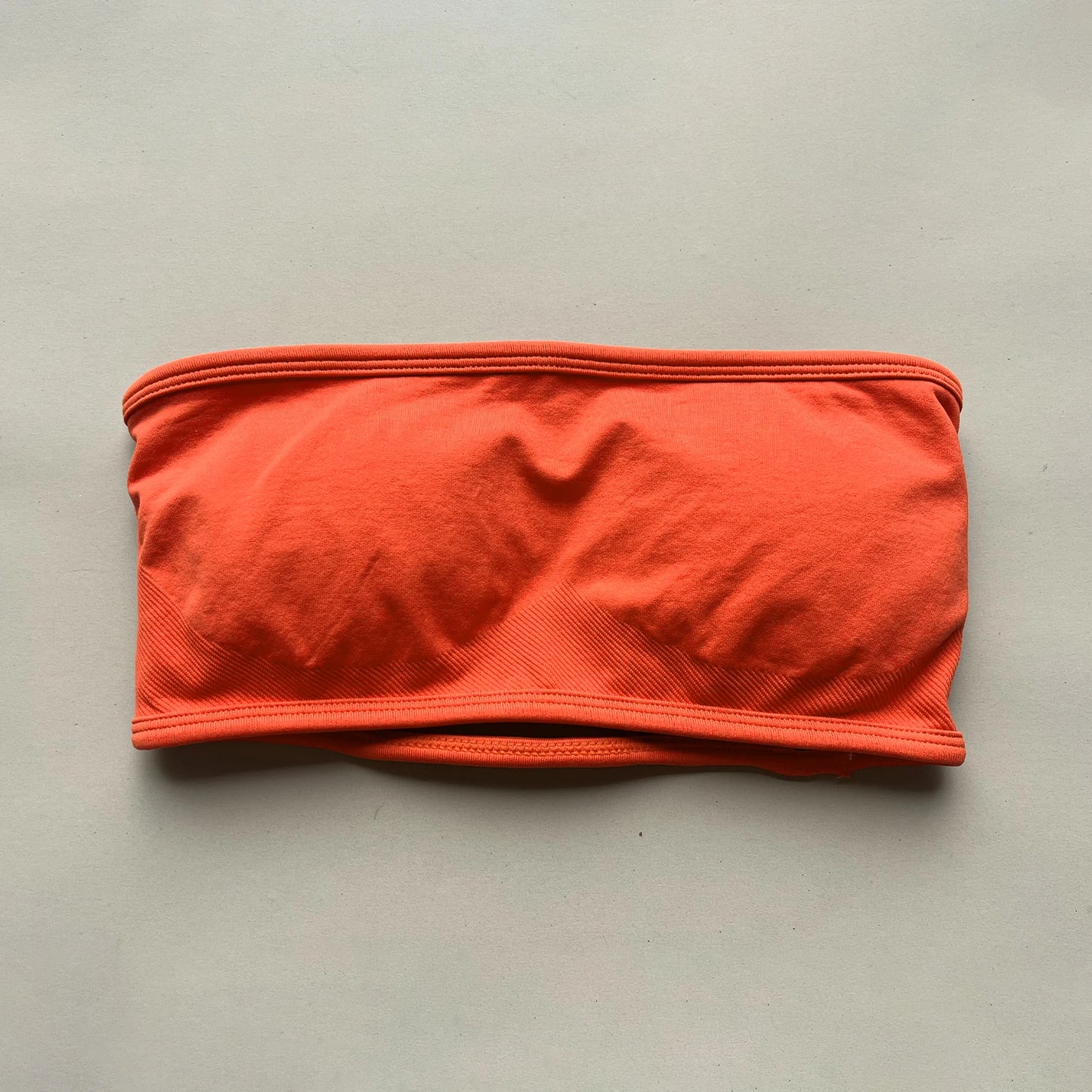 Ashlimocn Backless Bandeau Sports Bra For Yoga And Gym
