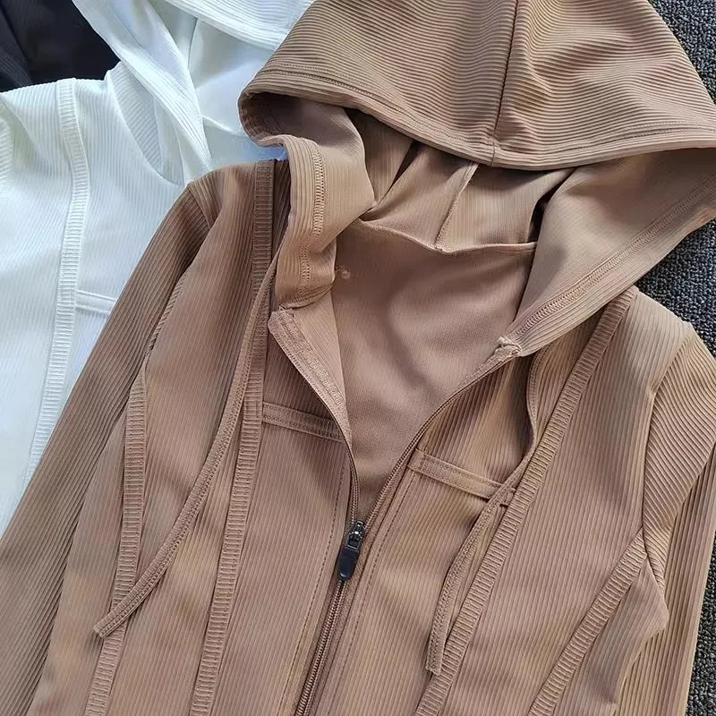 CN Hooded Women Sports Jacket Yoga Coat Quick Dry Fabric