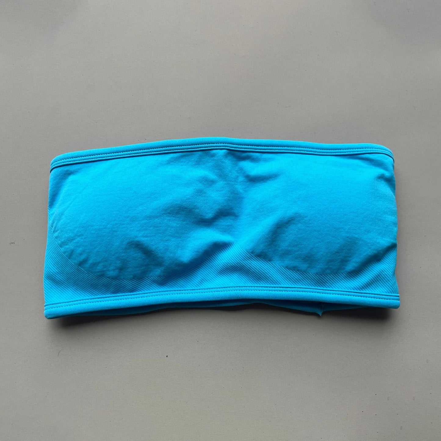 Ashlimocn Backless Bandeau Sports Bra For Yoga And Gym