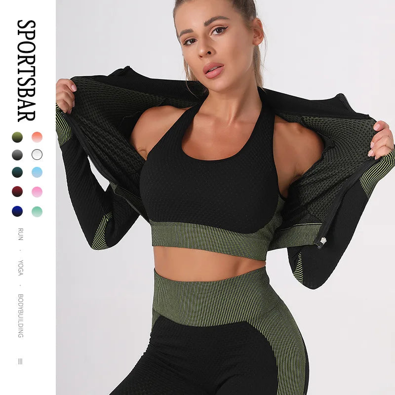 Summer Womens Yoga Set Seamless Fast Drying Three Piece