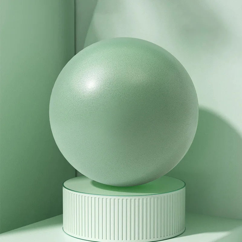 Women Gym Yoga Fitness Ball Anti-Explosion 25cm Pilates Mini Ball for Sculpting