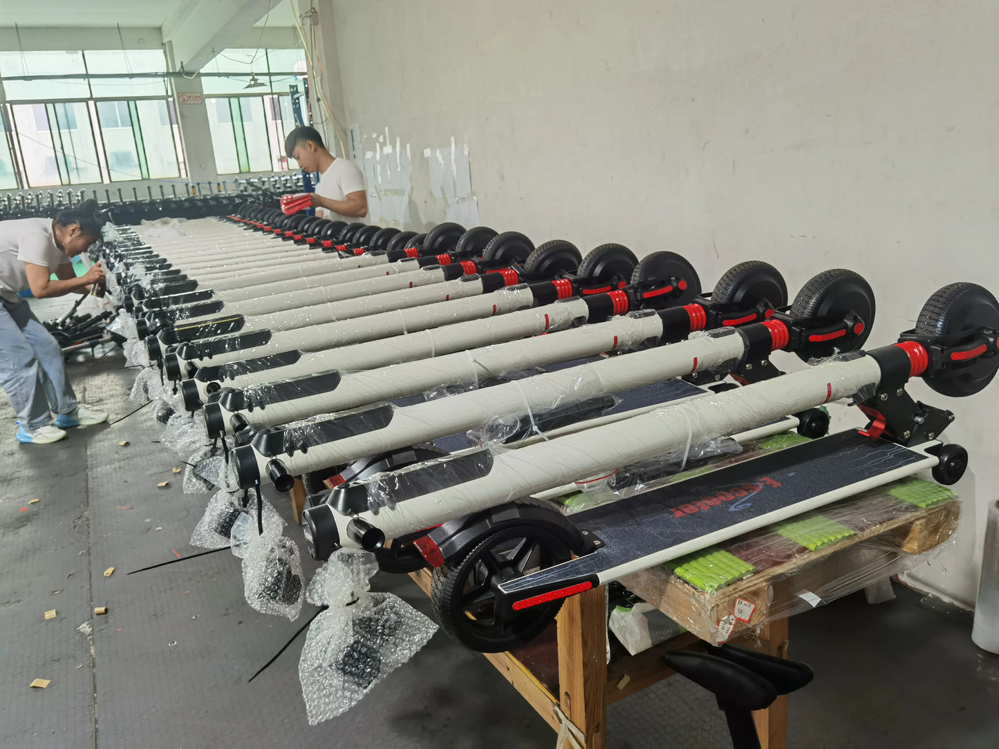 Yuebu 36V 500W Lithium Battery Mobility Scooter For Kids